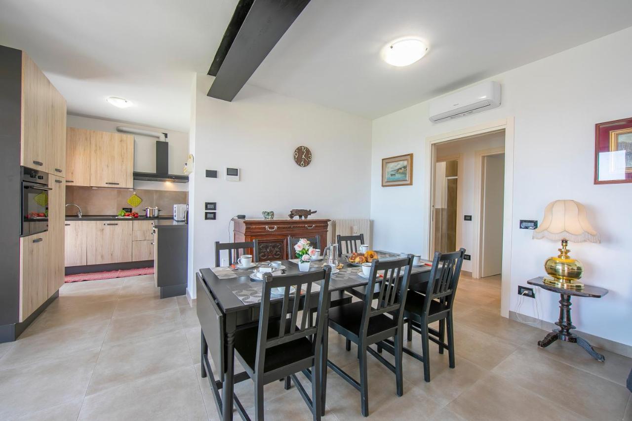 Villa Teresa Apt Lake Garda View - Happy Rentals Сойано-дель-Лаго Экстерьер фото