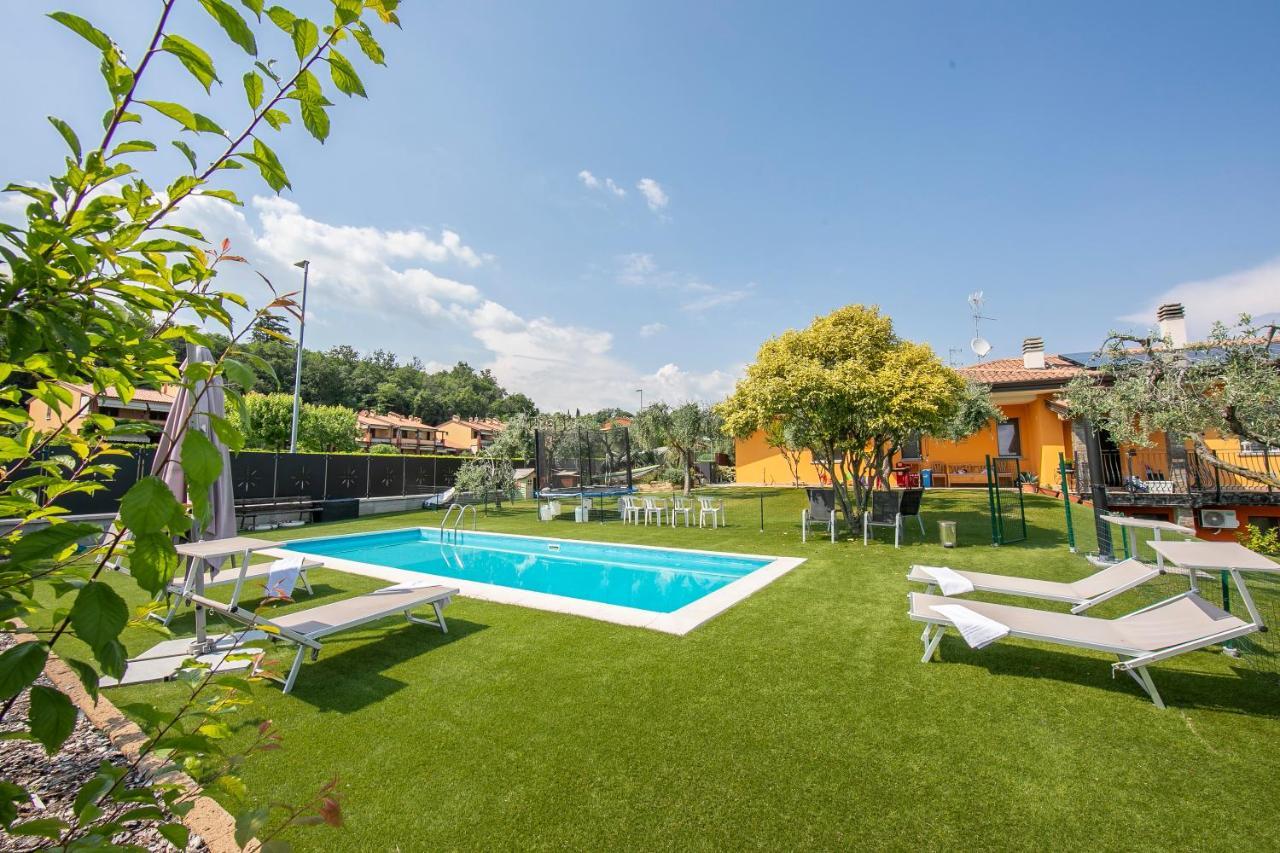 Villa Teresa Apt Lake Garda View - Happy Rentals Сойано-дель-Лаго Экстерьер фото