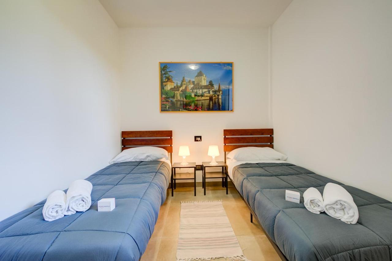 Villa Teresa Apt Lake Garda View - Happy Rentals Сойано-дель-Лаго Экстерьер фото